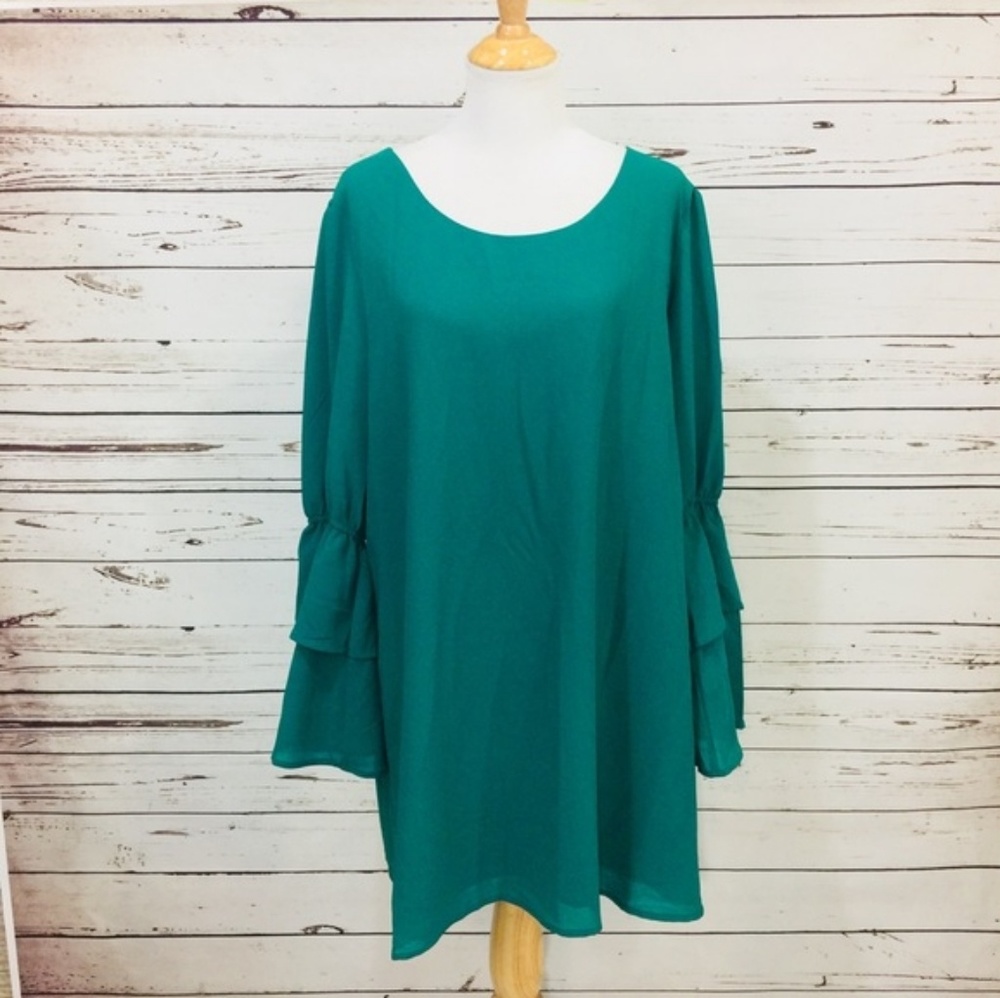 Green Bell Sleeve Dress |